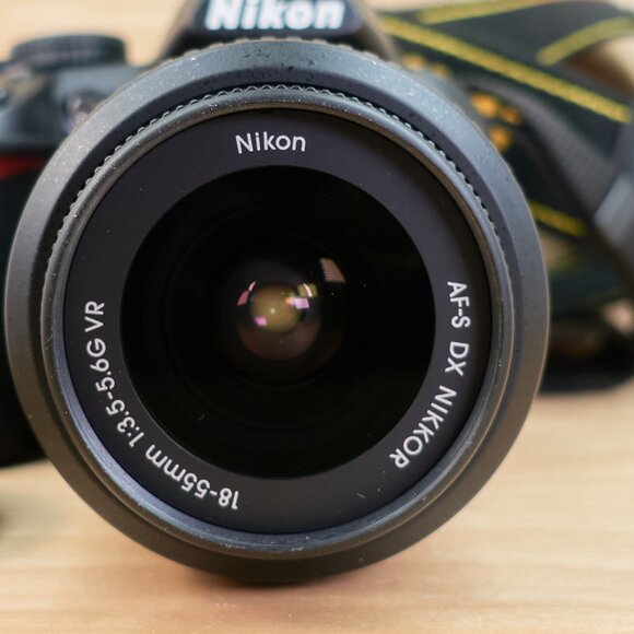 Nikon D3100 14.2MP DSLR Camera w/ AF-S Nikkor DX VR 18-55mm f/3.5-5.6G Lens - Picture 3 of 11